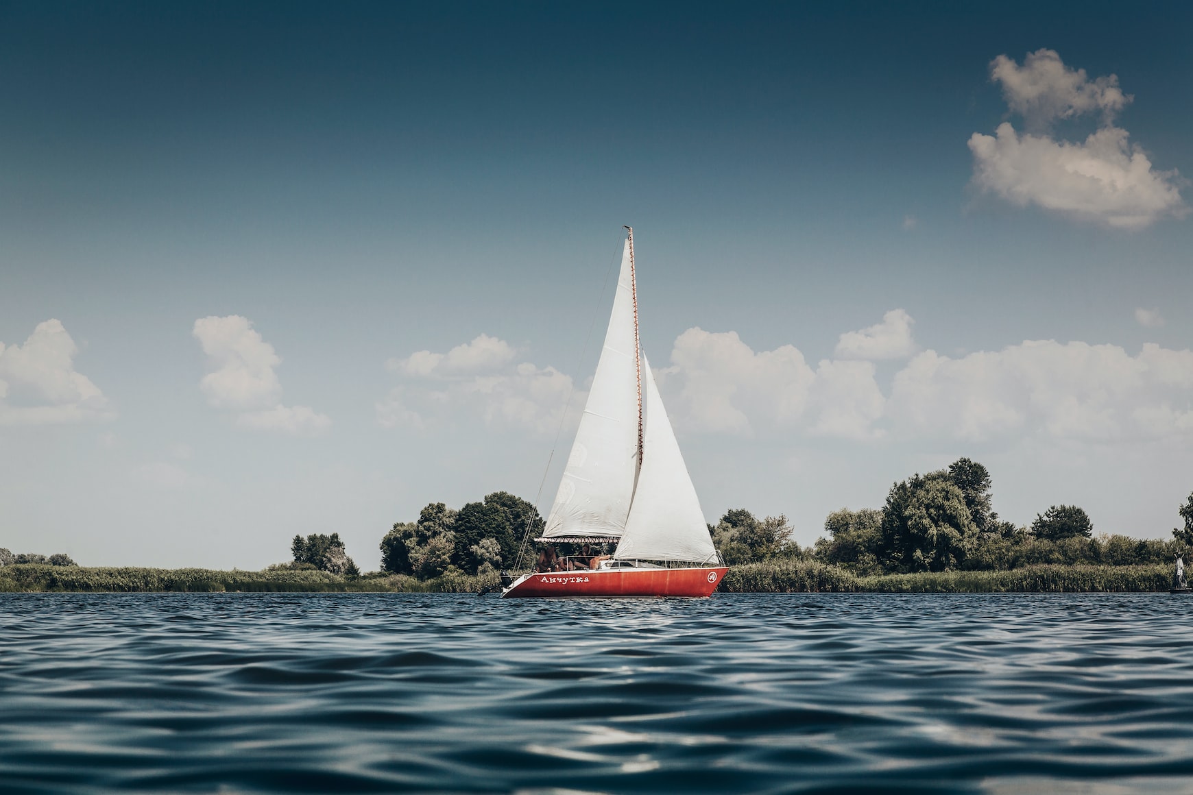 Måste man Polera en båt? Tips & Råd för Polering av båt